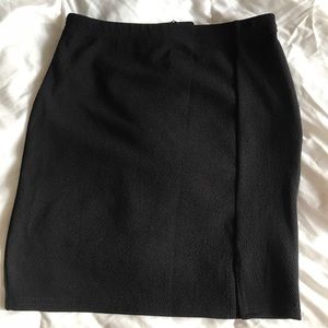 Body-con skirt